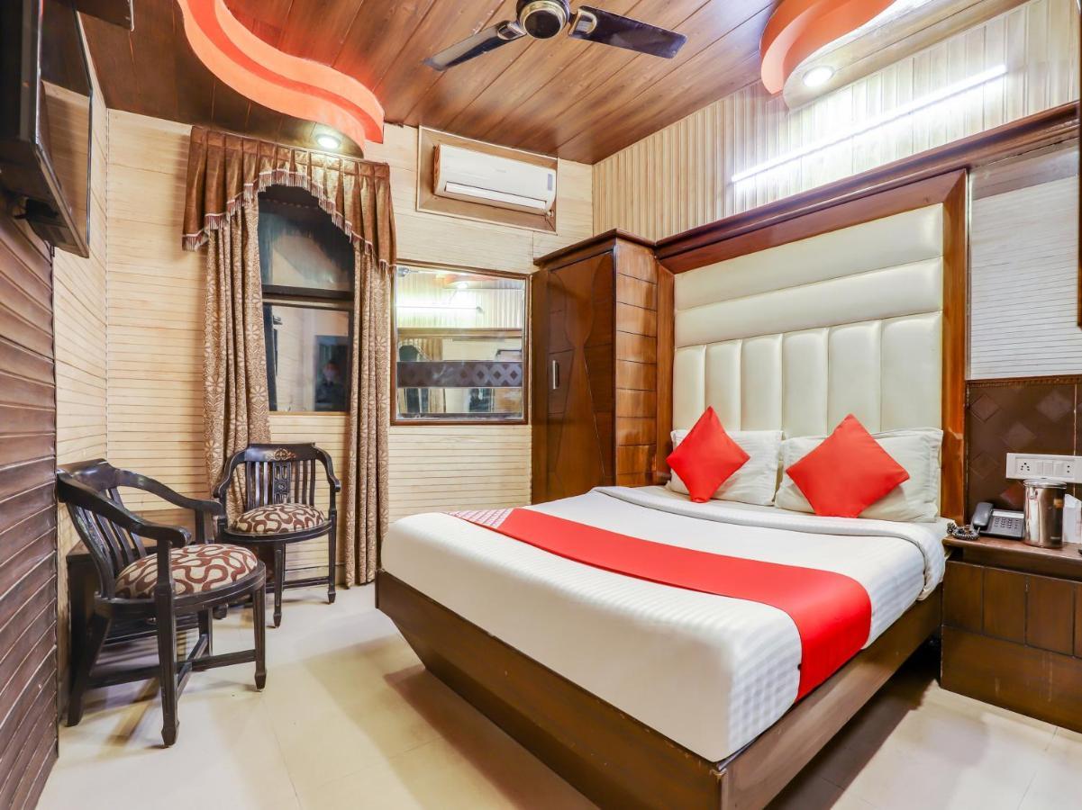 Oyo 27156 Roma Dx Hotel Ню Делхи Екстериор снимка