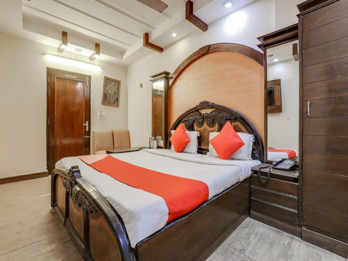 Oyo 27156 Roma Dx Hotel Ню Делхи Екстериор снимка