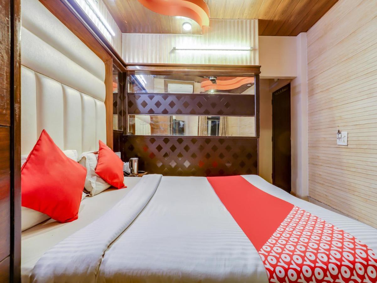 Oyo 27156 Roma Dx Hotel Ню Делхи Екстериор снимка