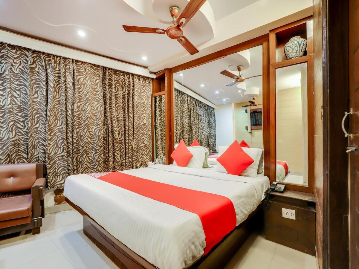 Oyo 27156 Roma Dx Hotel Ню Делхи Екстериор снимка