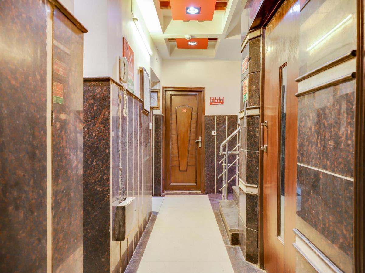 Oyo 27156 Roma Dx Hotel Ню Делхи Екстериор снимка